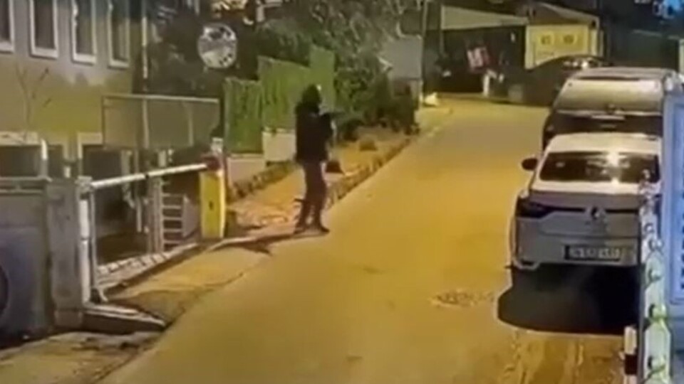 Irak Konsolosluğu'na saldıranlar kaza yapınca yakalandı!