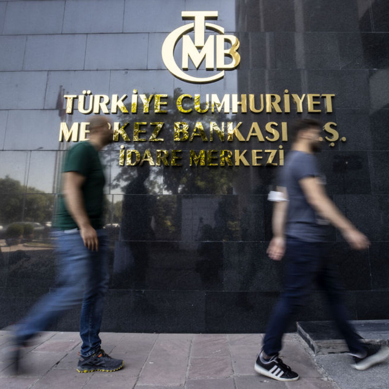"TCMB'nin faiz indirimleri yavaşlayacak"