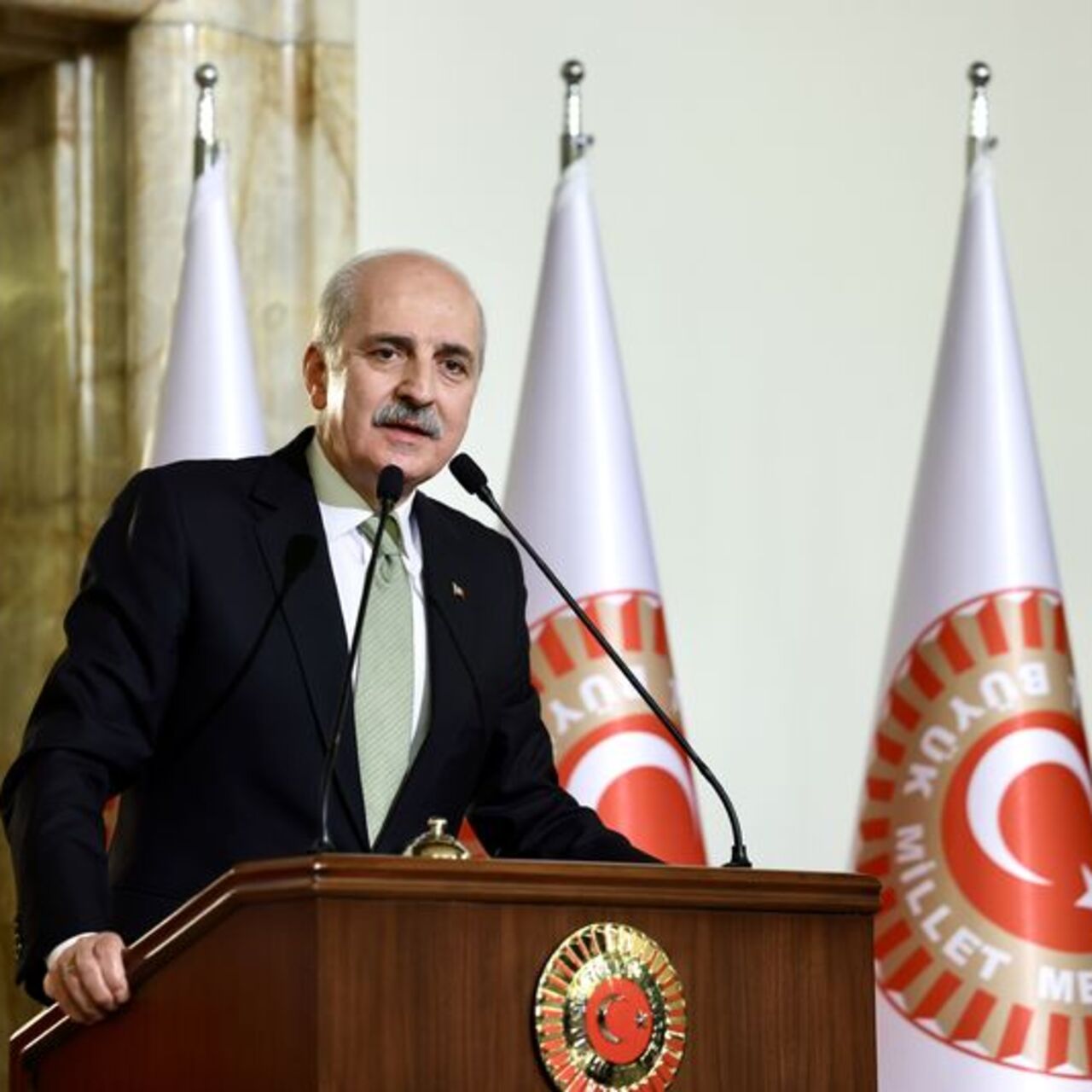 "Utanç vesikası olarak tarihe geçmiştir"