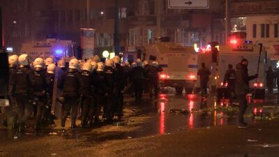 Ankara ve İzmir'de gösteri yasağı uzatıldı