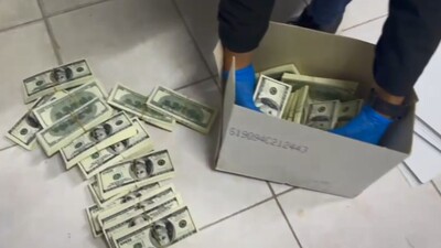 Matbaa kurup sahte dolar bastılar!