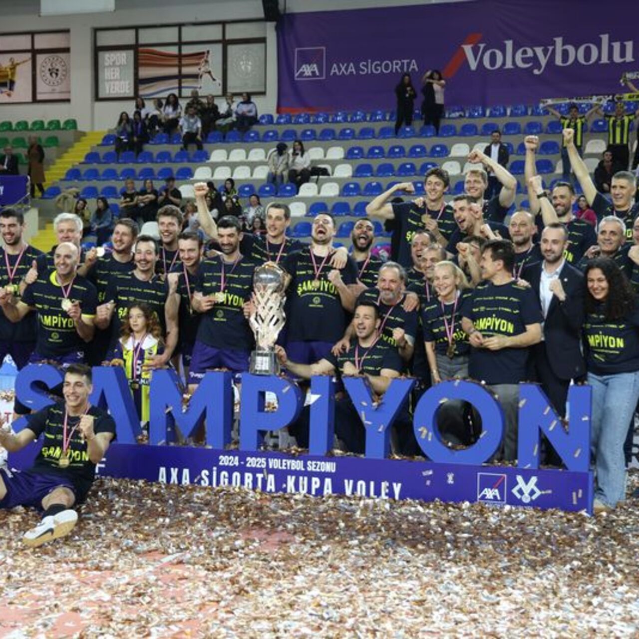 Fenerbahçe Medicana, Kupa Voley'de şampiyon!