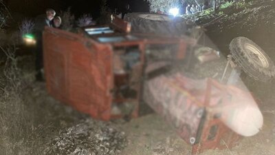 Traktör uçuruma devrildi: 1 ölü