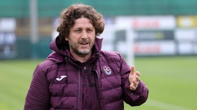 Fatih Tekke, savunma ve hücuma çare arıyor!