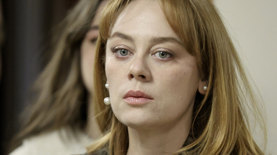 Yine ekran başına kilitledi