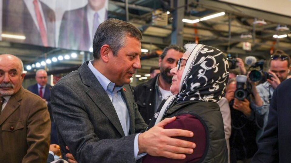 Özel: Mütevazi mezarlarda yatacak insanlarız