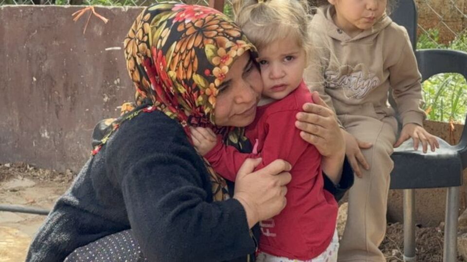 Biyonik kulağı çalınan çocuk 9 aydır duyamıyor