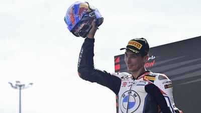 Toprak, Portekiz'de podyum için piste çıkıyor!