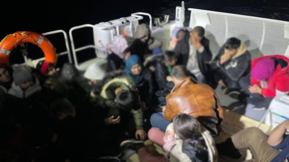 Çanakkale'de 23 düzensiz göçmen yakalandı