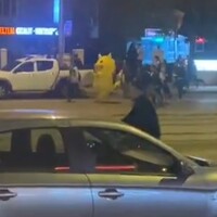 Gösterideki Pikachu