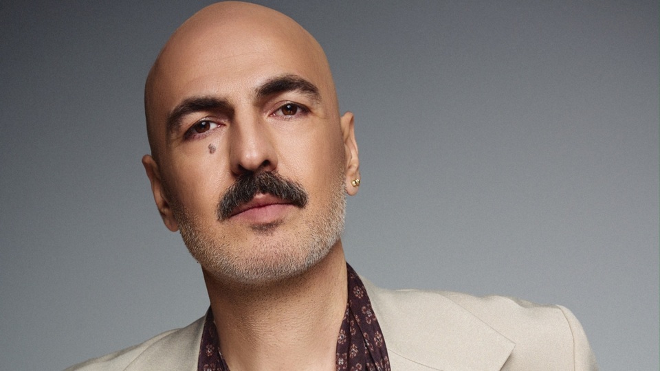 Soner Sarıkabadayı'dan 'Dönemem Ona'