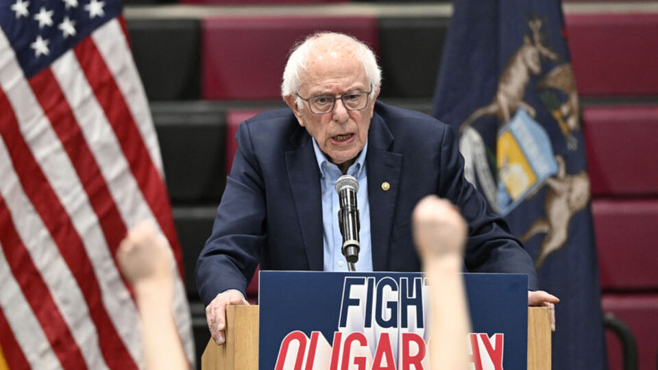 Sanders Türk öğrencinin gözaltına alınmasına tepki gösterdi