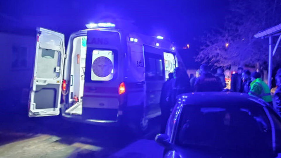 Yangından kurtuldu, kalp krizi geçirdi!