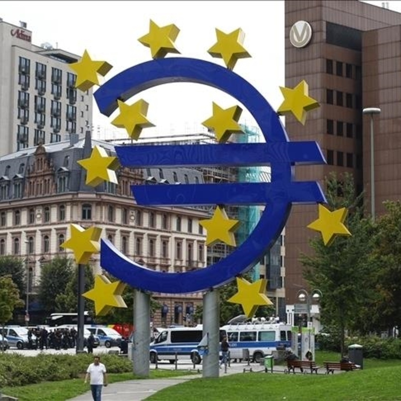 Euro Bölgesi'nde ekonomiye güven martta zayıfladı