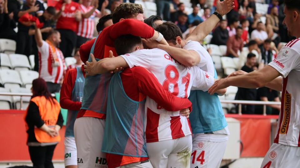 Akdeniz derbisinde kazanan Antalya!