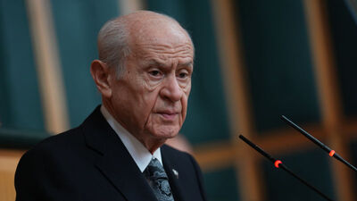 Bahçeli, Davutoğlu ile telefonda görüştü