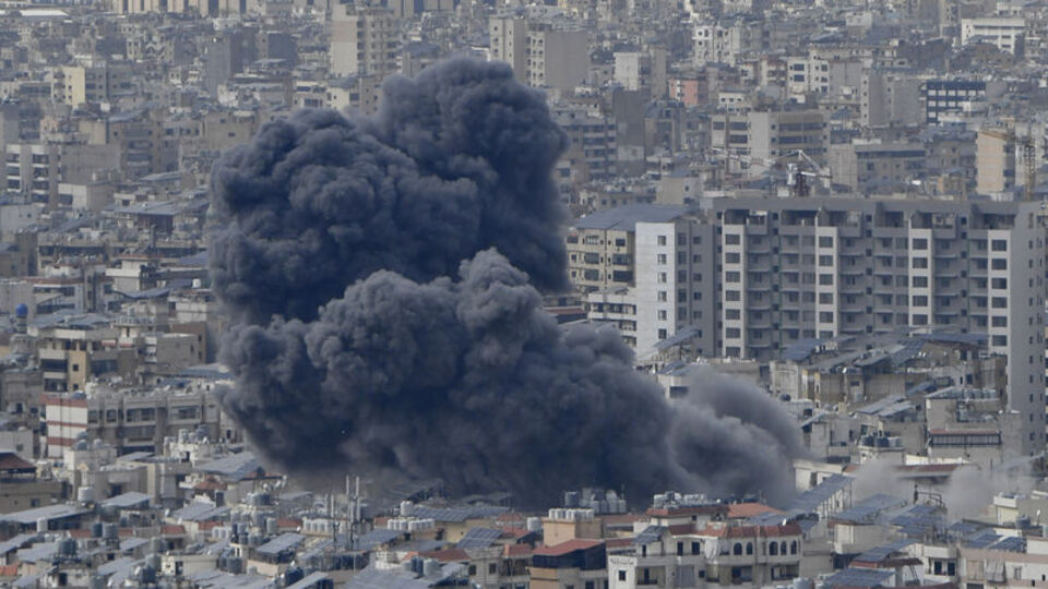 İsrail 40'tan fazla saldırı düzenledi