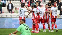 Sivasspor'dan kritik 3 puan!