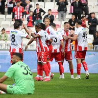 Sivasspor'dan kritik 3 puan!