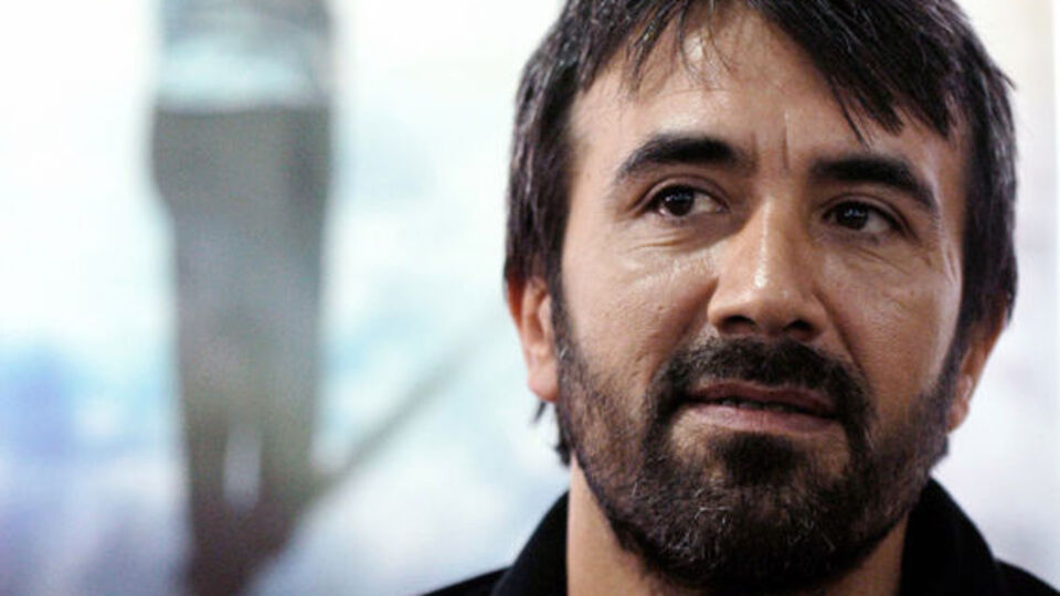 Demirkubuz'dan, Cem Yılmaz'a destek