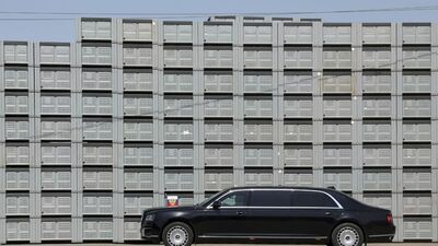 Putin'e ait olduğu düşünülen limuzin alev aldı