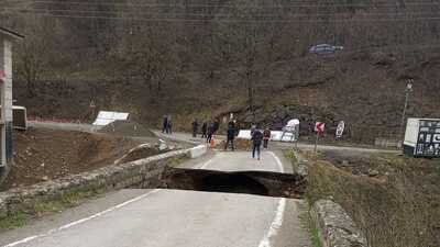 Heyelanda facia kıl payı!