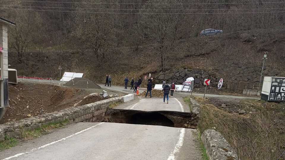 Heyelanda facia kıl payı!