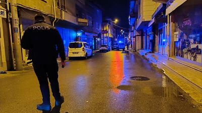 Bursa'da bıçaklı kavga: 1'i ağır 3 yaralı