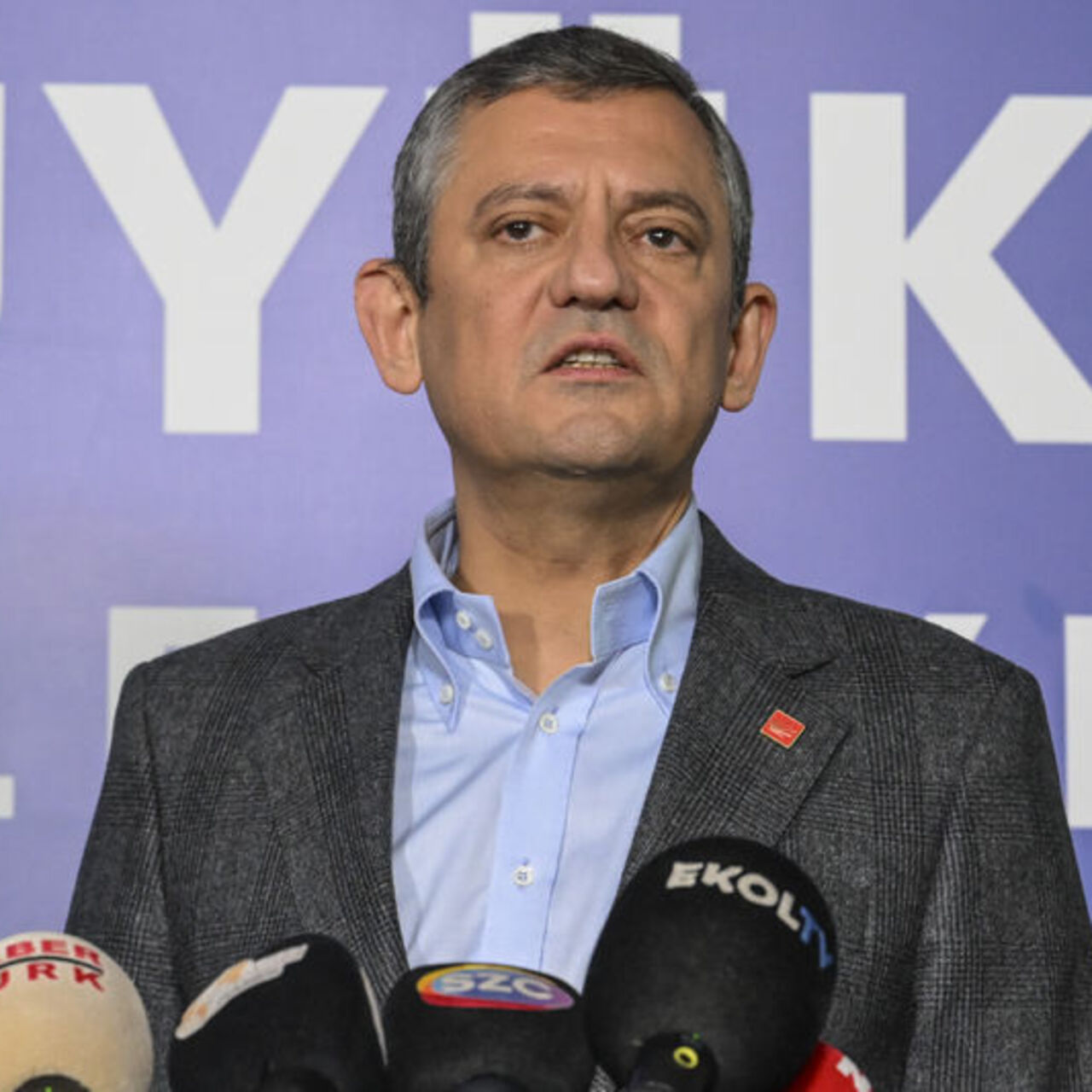Özel'den Saraçhane'de açıklamalar