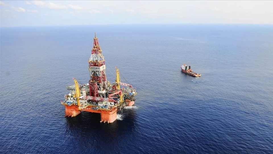 Çin'den 100 milyon tonluk petrol keşfi