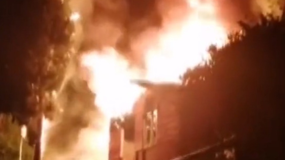 Sarhoş komşu isyan ettirdi!