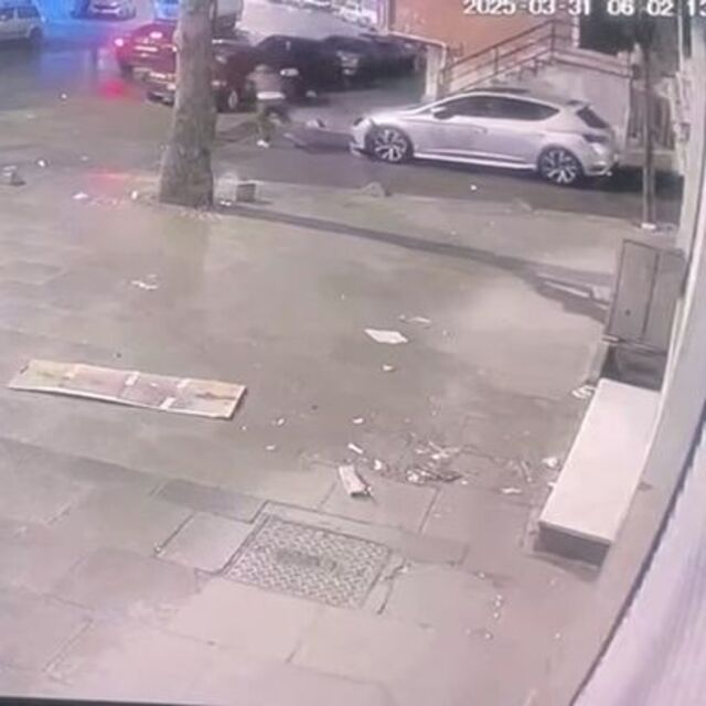 Otomobil farını böyle çaldılar!