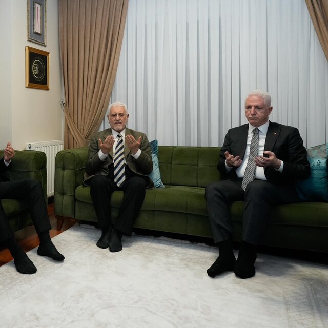 Vali Gül'den şehit savcının ailesine ziyaret