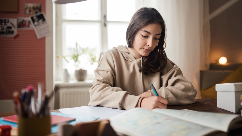 Verimli ders çalışma teknikleri neler?