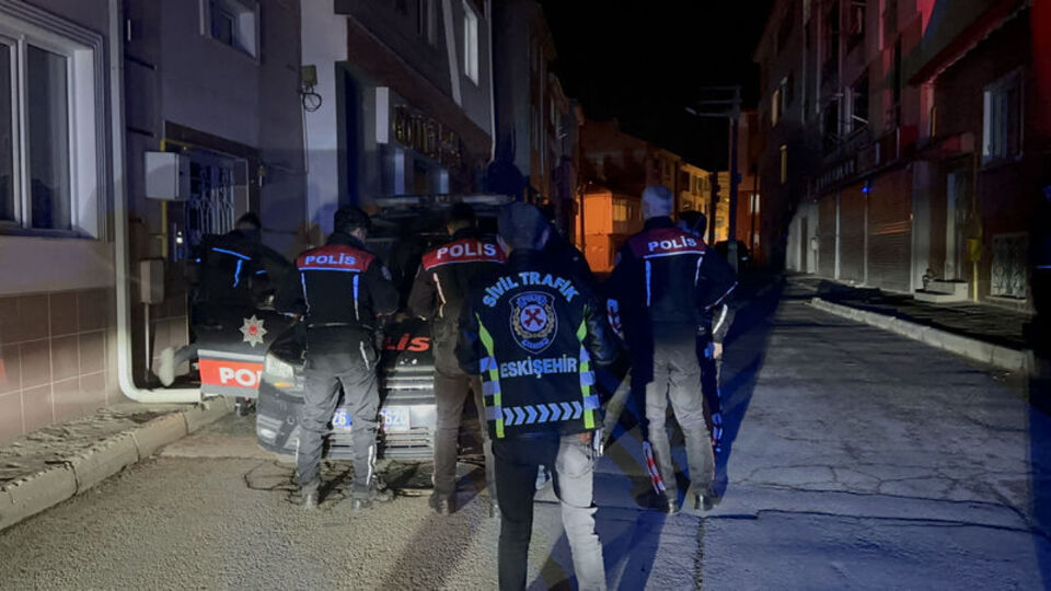 Polisten kaçan sürücüye para cezası