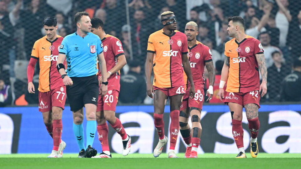 Galatasaray kara bulutları dağıtmak istiyor!
