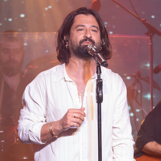 "Teknede yaşıyorum"