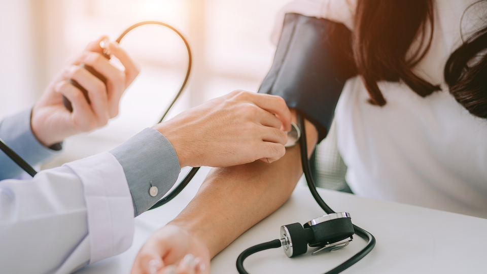 Kol ve bacak tansiyonu arasındaki fark neyin habercisi?