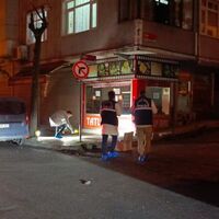 Bağcılar'da kimlik kontrolü yapan bekçiye silahlı saldırı - Güncel haberler | Son dakika haberleri thumbnail