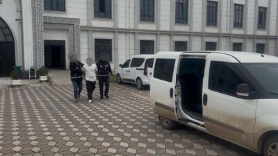 Tartıştığı genci evinin önünde bıçakladı