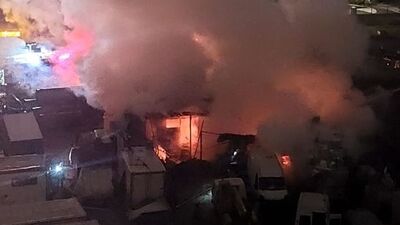 TIR garajındaki konteynerde yangın