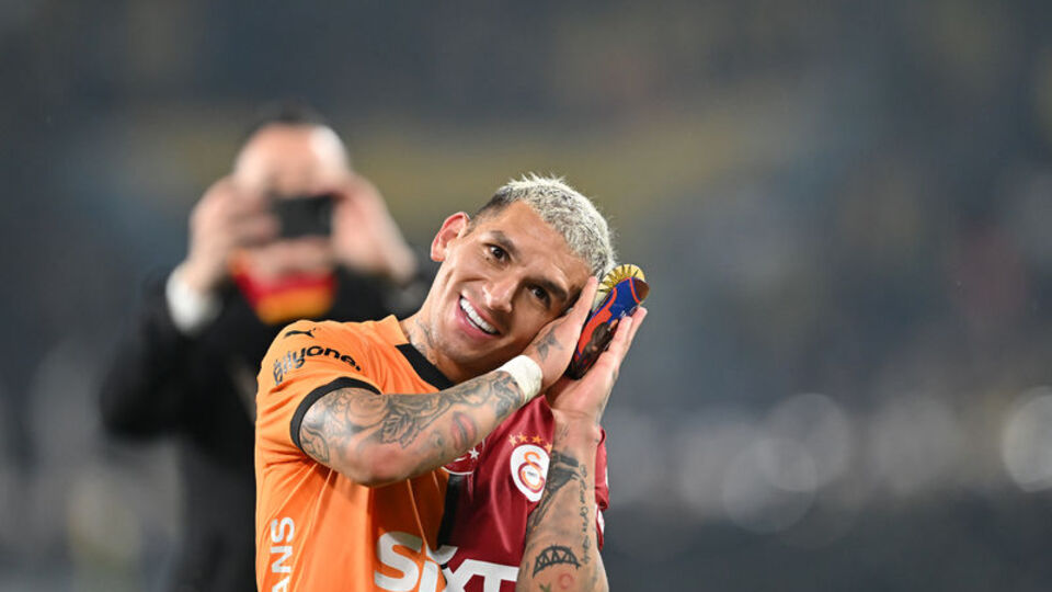 Lucas Torreira: "İyi geceler"