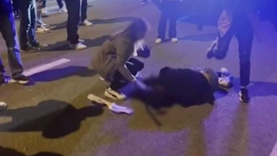 'Polise mukavemet' kadına darp ve cinsel saldırı!