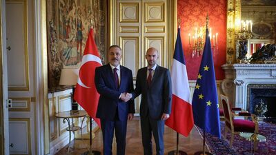 Bakan Fidan Fransız mevkidaşıyla görüştü