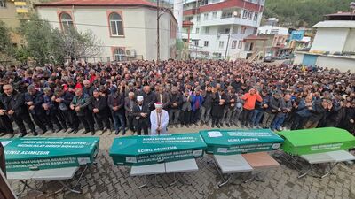 Bayram tatilinin en acı fotoğrafı! Bir anne ve 3 çocuk!