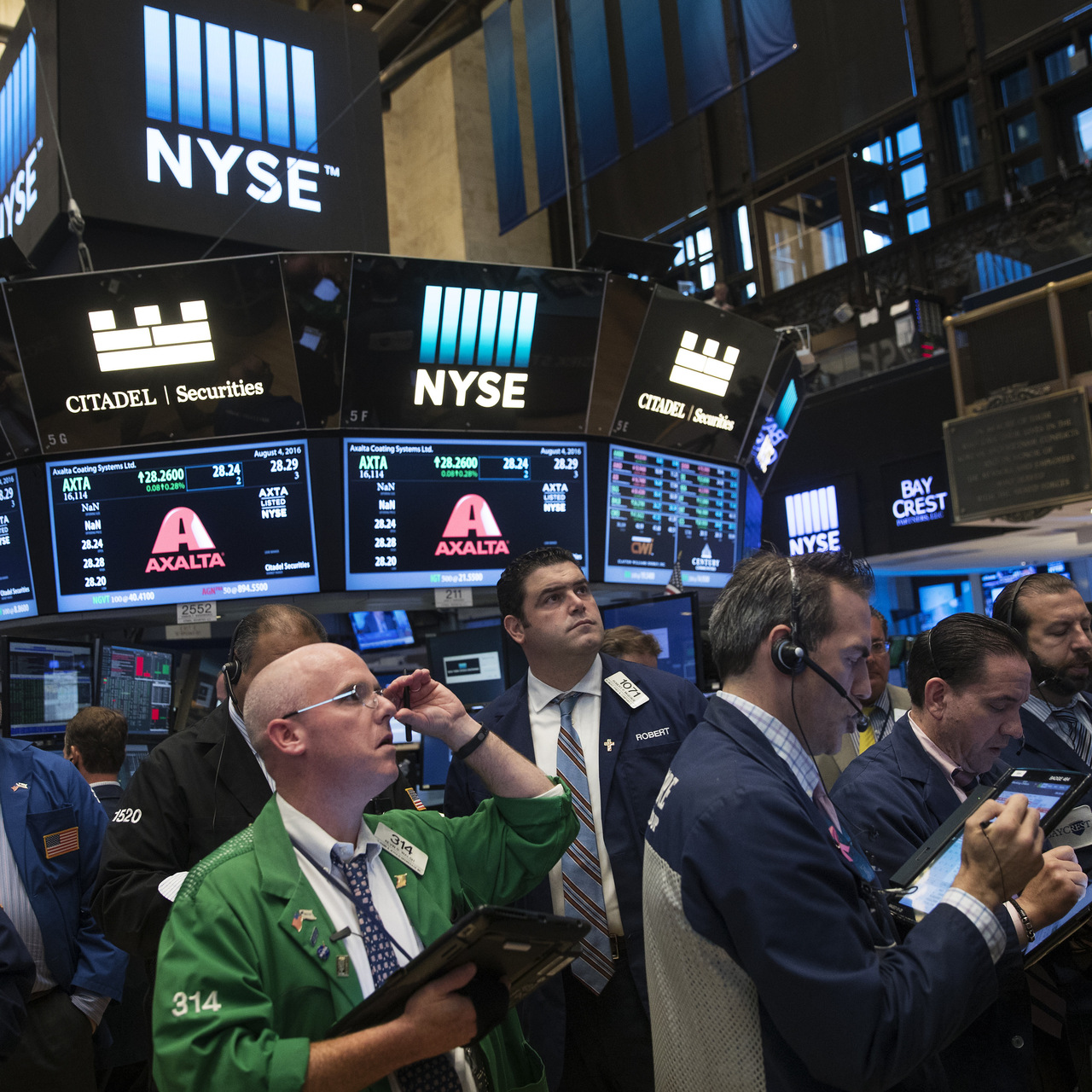 Küresel büyüme paniği: Borsalarda düşüş sinyalleri yatırımcıları endişelendiriyor!