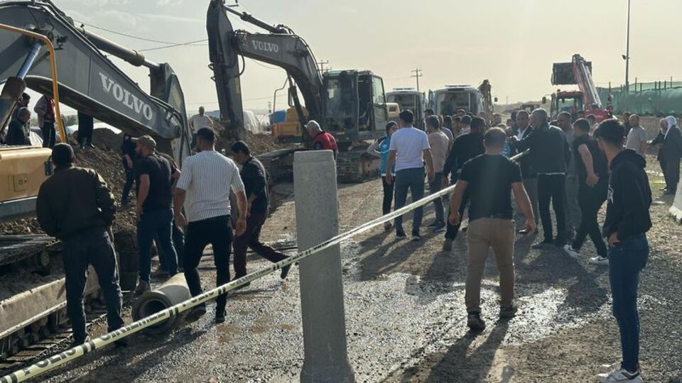 Kanalizasyon kazısında toprak kaydı