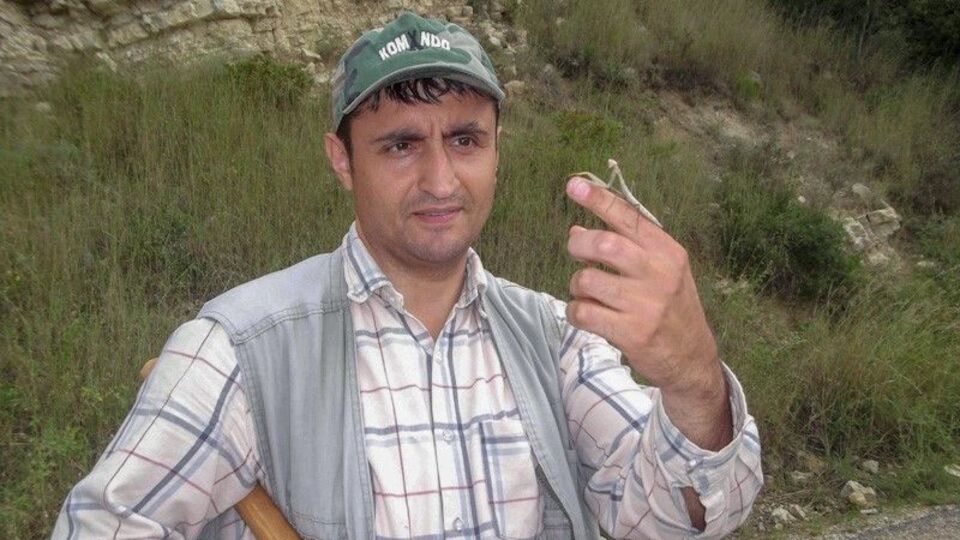 'Linçlenmeyi' göze aldı! Böceğe eşinin ismini verdi