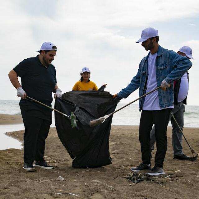Mersin sahilleri plastikten arınacak