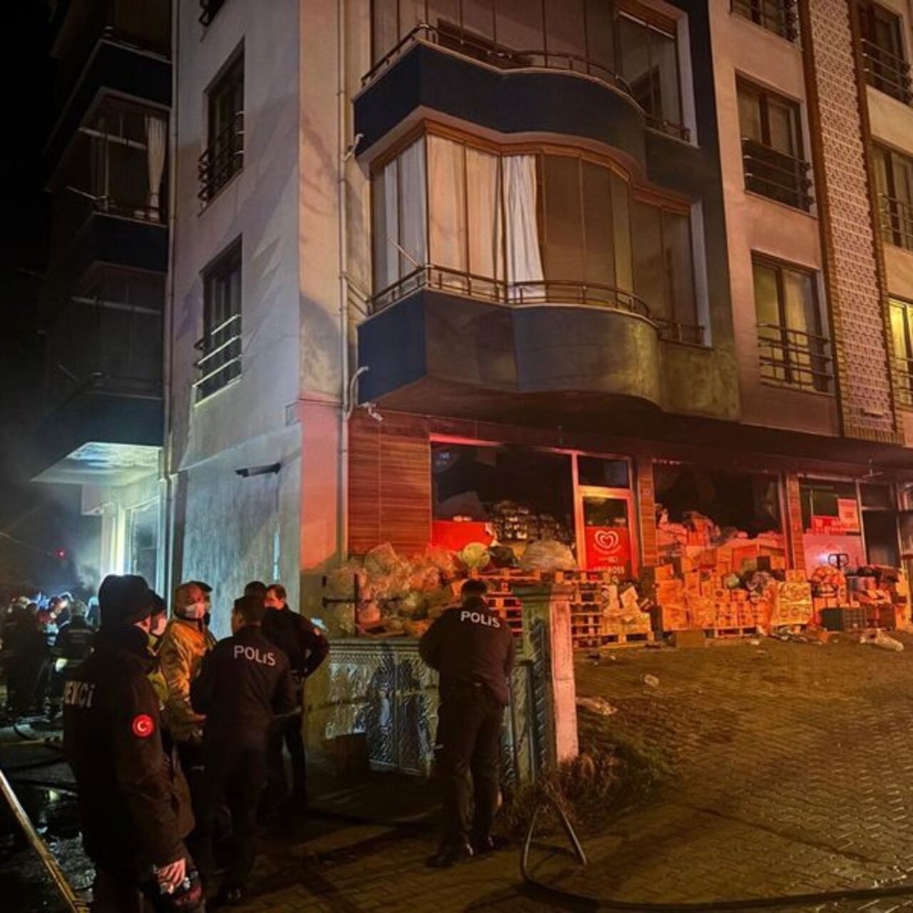 Konya’da markette yangın: 1 ölü